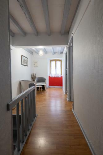 Maison A La Fronti�re Espagnole