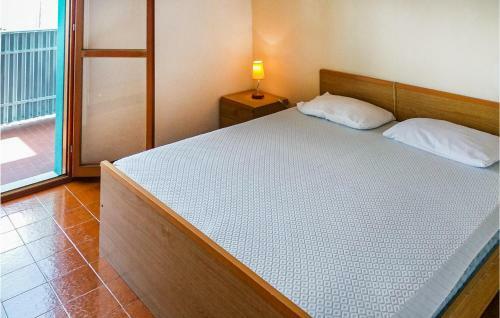 Awesome Apartment In Bibione With 2 Bedrooms
