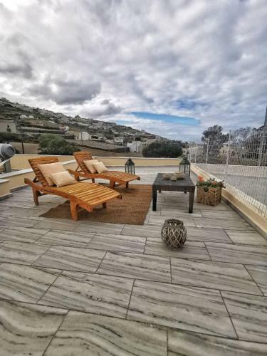 Spacious House For 6, View 360 ,in The Vineyards