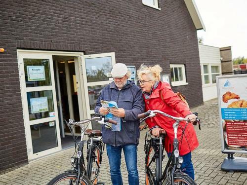 Cozy Holiday Home With Two Bathrooms, In Zeeland