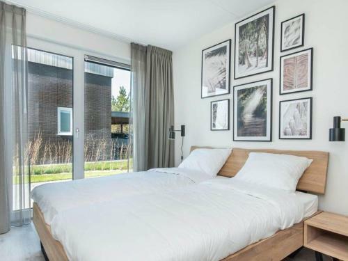 Attractive Holiday Home In Kamperland With Terrace