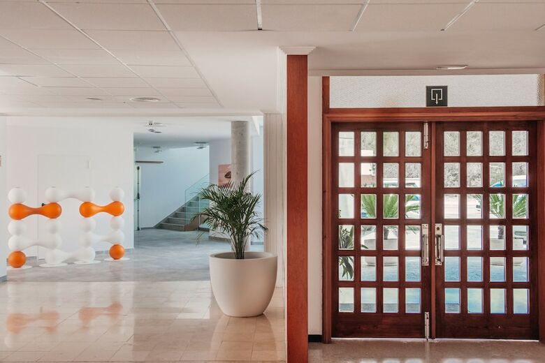 Hotel Abrat