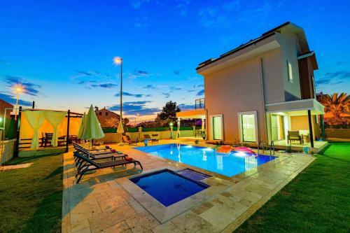 Exclusive Villa With Private Pool, Fethiye Villa 1005