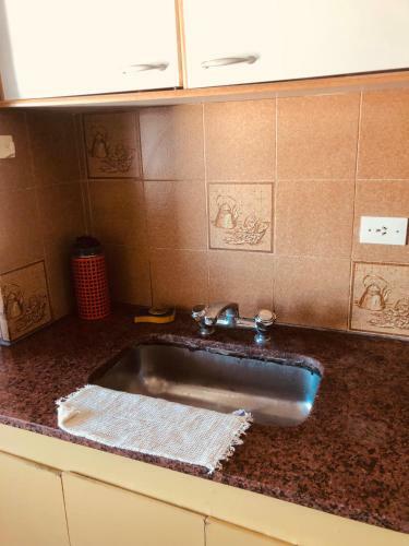 Apartamento C�ntrico, Amplio Y Luminoso Con Wifi