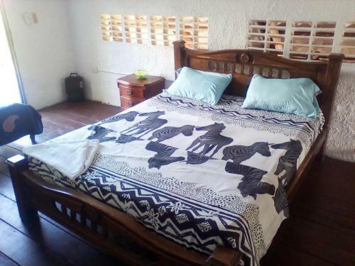 Agradable Caba�a Campestre Con Piscina