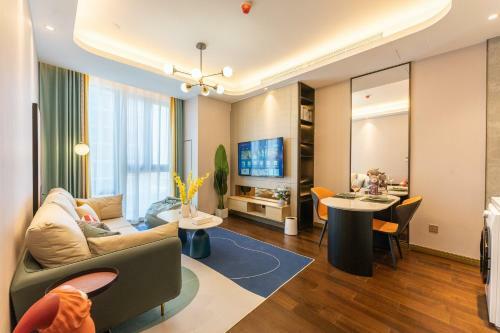 Locals Apartment Place 11