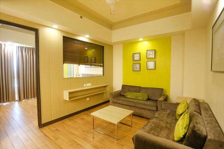 Treebo Trend Hotel Avr