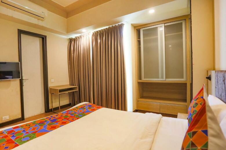 Treebo Trend Hotel Avr