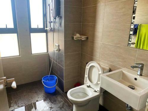 Whole Unit Studio Apartment Midhill Condo