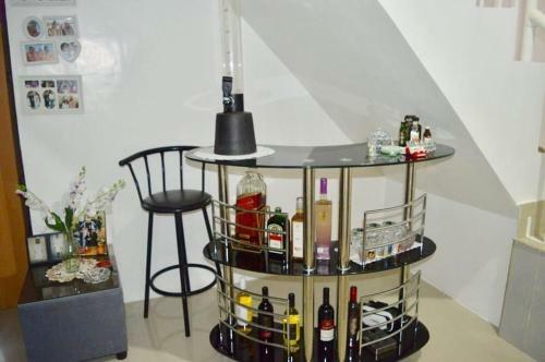 Bed & Breakfast Cozy Vacation House In Guimaras
