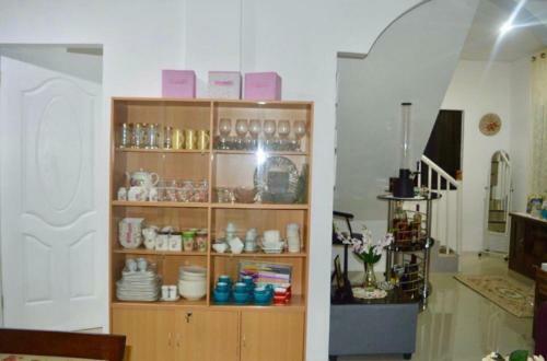 Bed & Breakfast Cozy Vacation House In Guimaras