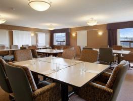 Ramada Hotel Downtown Prince George - Junior Suite