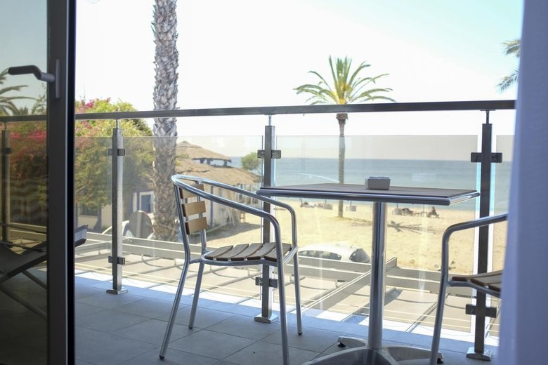 Hostal La Caleta Bay
