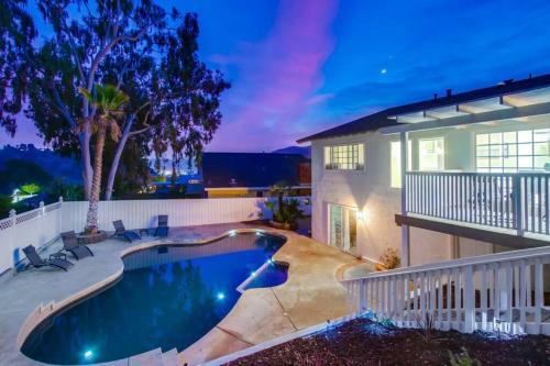 Newly Remodeled, Beautiful Home Away From Home