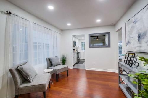Newly Remodeled, Beautiful Home Away From Home