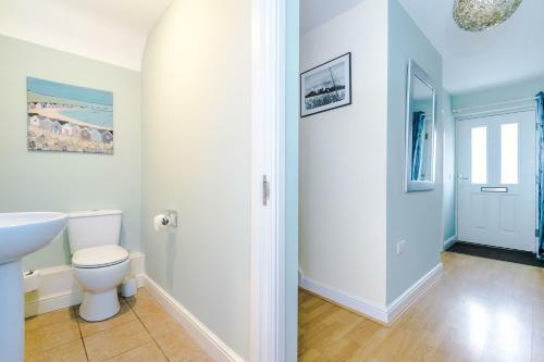 Relaxing 3 Bedroom Chester Home With Garden