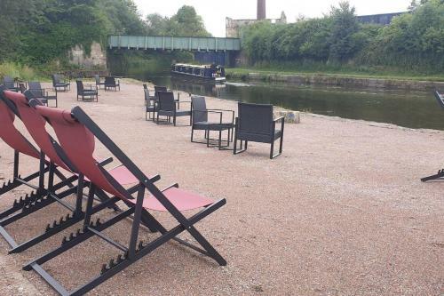 Apartamento Pemberton - Suite In Canalside Guesthouse