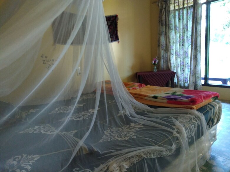 Hostal Merlyn Guest House