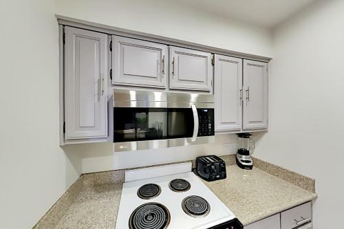 Lakeland Village Resort 503