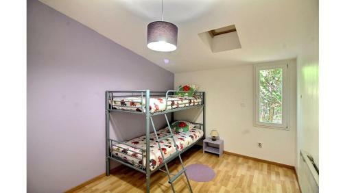 Holiday House For 6 People