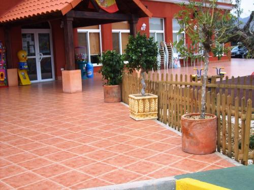 Hostal Pensi�n Venta De T�bar