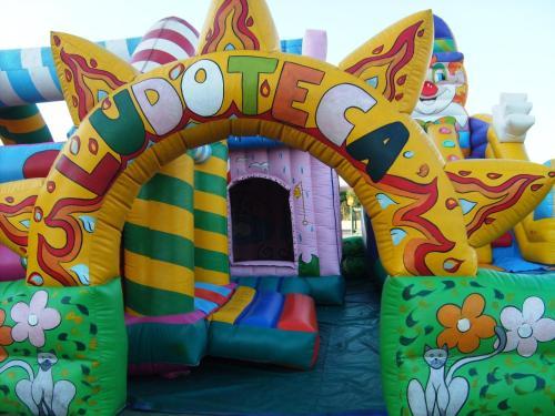 Hostal Pensi�n Venta De T�bar