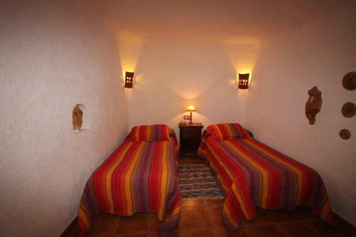 Cuevas El Balc�n De Orce