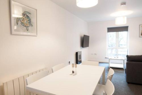 Apartamento *new* Central Derby Apt, With Parking - Sleeps 6