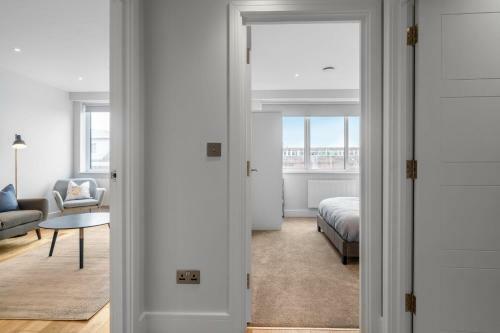 Modern 1 Bedroom Apartment In Central Eastleigh