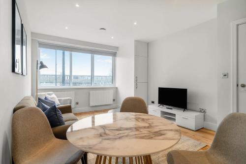 Modern 1 Bedroom Apartment In Central Eastleigh