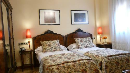 Hotel Rural Las �guedas