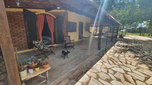 Portal Nossa Terra - Casa Na Ro�a Em S�o Thom�