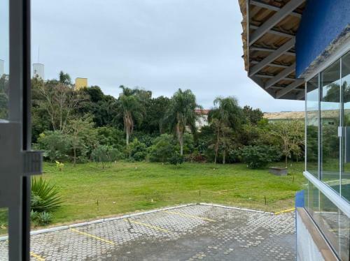 Apartamento Apto 251 - Condominio Solar Das Bromelias