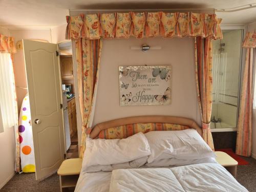 6 Berth On Seaview (topaz)