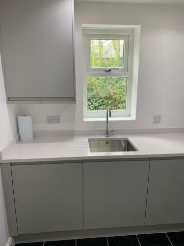 Excellent 1 Bedroom Apartment In Far Headingley