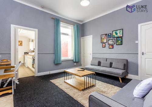 Apartamento ?splendid 3 Bed House ? Yard ? Nr Barnes Park ?