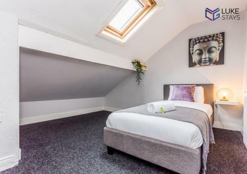 Apartamento ?splendid 3 Bed House ? Yard ? Nr Barnes Park ?
