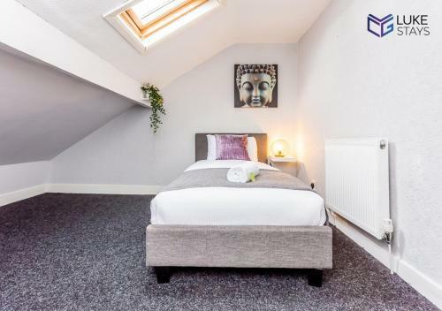 Apartamento ?splendid 3 Bed House ? Yard ? Nr Barnes Park ?