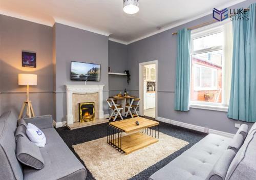 Apartamento ?splendid 3 Bed House ? Yard ? Nr Barnes Park ?