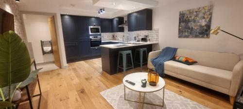 Hounds Gate Luxury Apartments By 1508 Stays