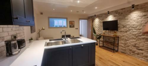 Hounds Gate Luxury Apartments By 1508 Stays
