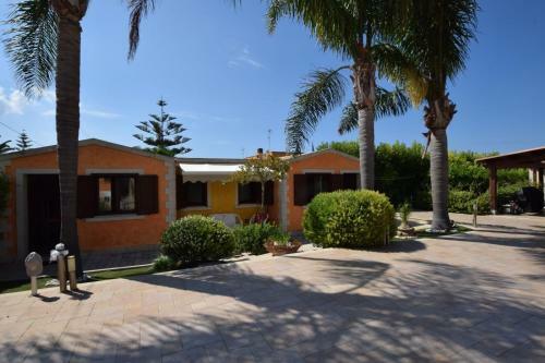 Villa Naive Con Piscina Privata, Pozzallo