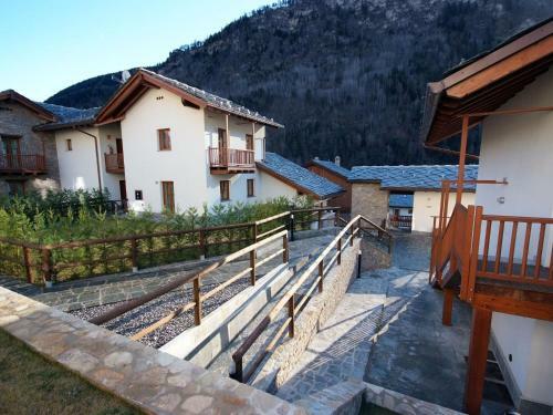Hilltop Apartment In Pr�-saint-didier With Balcony
