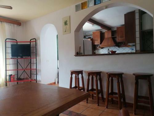 Remarkable 3-bed Apartment In Puertito De Guimar