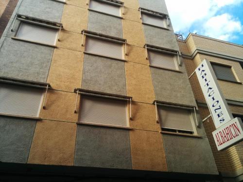 Hostal Albahic�n