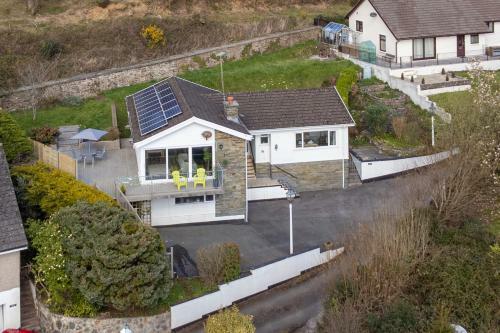Solace - Beautiful Cottage, Views Over The Wooded Valley