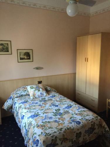 Hotel Marnie