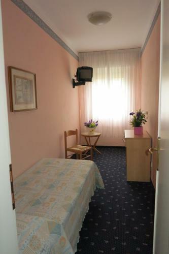 Hotel Marnie