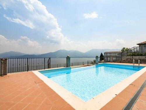 Lakeview Apartment In Oggebbio With Swimming Pool