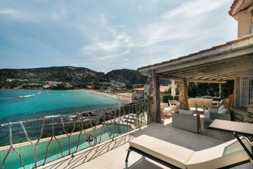 [villa Sul Mare] Con Piscina E Jacuzzi Privata